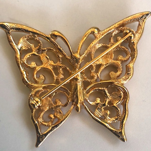 Butterfly Brooch - Picture 2 of 2